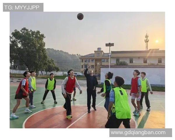 中国明星篮球赛精彩纷呈明星们的运动魅力与球场风采交相辉映